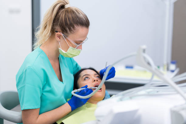 Best Emergency Tooth Extraction in Cambridge, MN